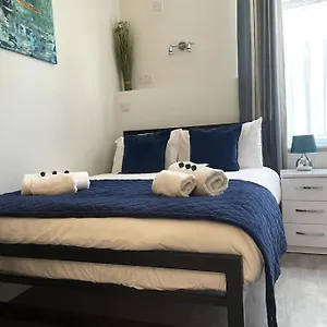 The Snug - Centre Apartment York